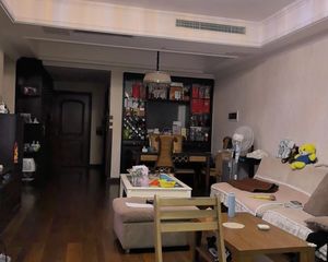 名都楼 3室2厅 111.27㎡ 136万