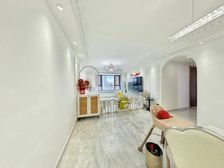 澶т笢 美的润东府 3室2厅 103.38㎡ 96万