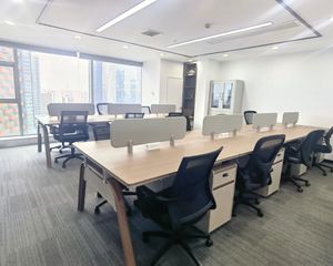 盐市口财富中心70年产权可上成师本部