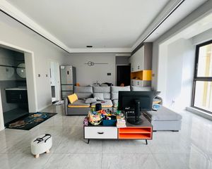 新都新城白鹤一号 123.43平 4室2厅1卫 东南视野开阔