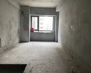 宁波江北庄桥宝龙天地38.50平南向1室1厅1卫精装修