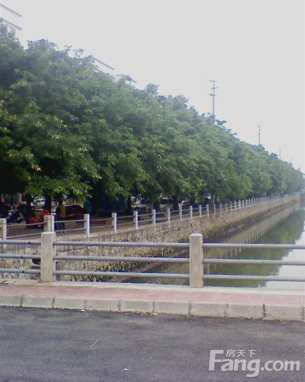 小区相关图
