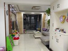 港口路南北通透三居室,莲花山庄120平仅62万