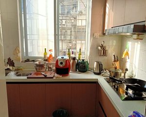 紫荆小区3室1厅1卫南朝向139.00万元出售