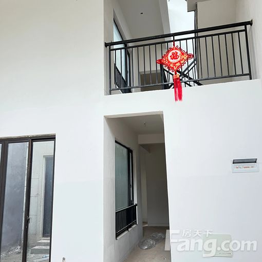  ���̲������¬���� 5��3�� 183�O 2300Ԫ/�� 