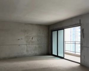 嘉善 大众湖滨花园 3室1厅送15平米大露台