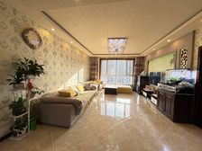 临河区 华海尚都 4室2厅2位 买房送47㎡独立车库!