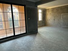 龙山镇 光大湖畔1号 湖景房,带独立院子,送两车位。