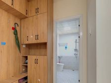 总高20层,密度低,位置好,新房9成新!现在低价出售