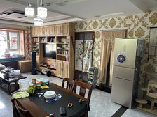 绿地国际城 3室2厅 带证地下室