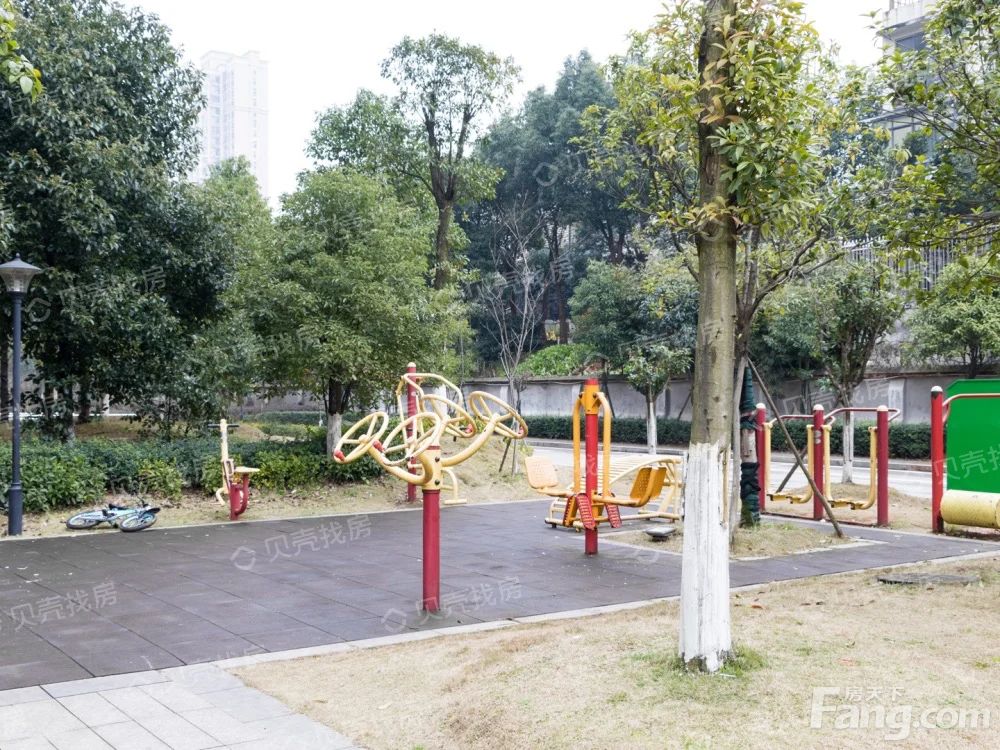 小区相关图