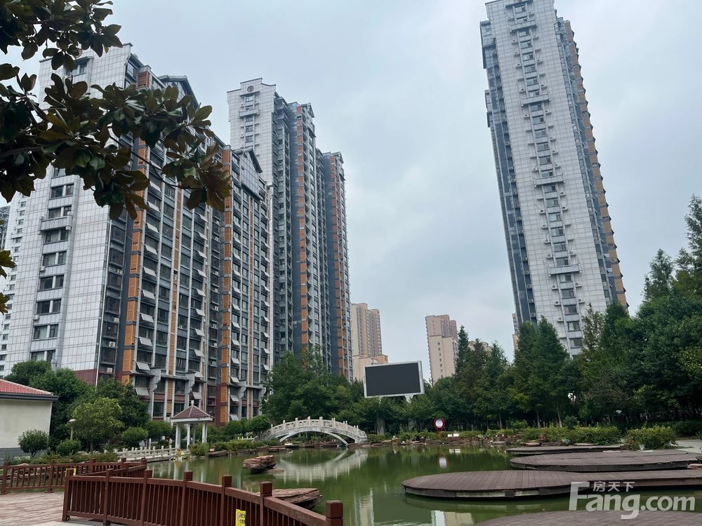 小区相关图