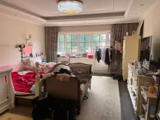 �϶�����