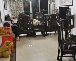 南海 万科金域蓝湾 4室2厅
