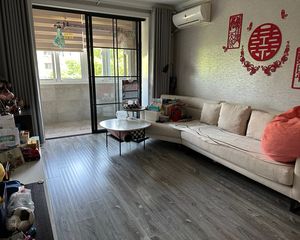 杨浦 殷行路650弄小区 2室1厅
