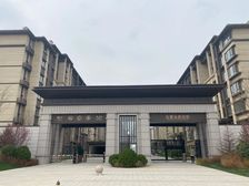 中骏云景台3室2厅1卫南北朝向64.00万元出售