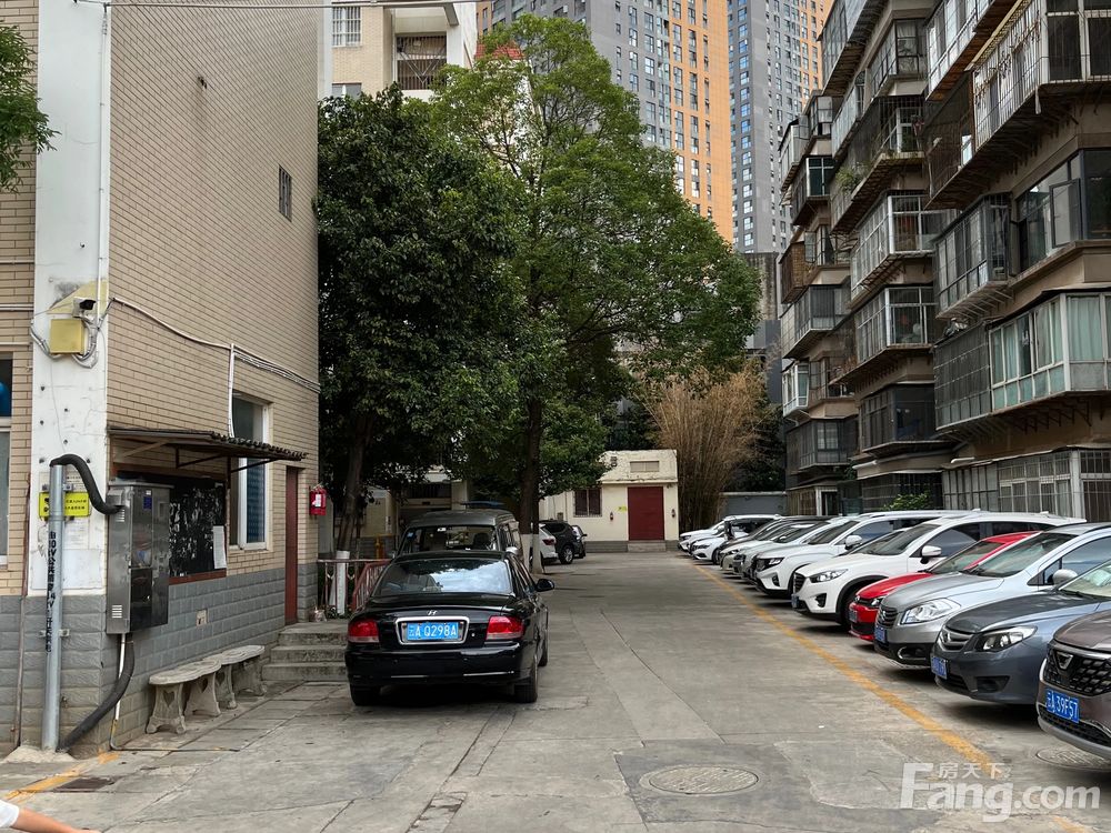 小区相关图