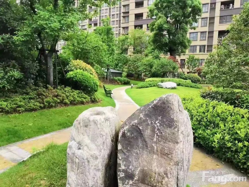 小区相关图