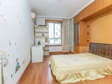 雨山 大湖西花园 3室3厅 147.00㎡ 118万