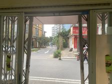 站前西路临街旺铺出租,60平空间灵活实用