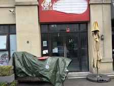 临街旺铺出租,42平餐饮底商,月租6000押三付三