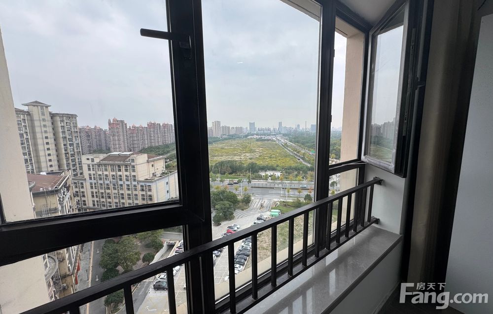 合景万景峰小区租房,一室一厅, 奉贤其他合景万景峰 1室1厅 35㎡ 1400