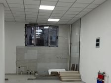 南岗洼临街新铺出租 8米宽门面 月租5000