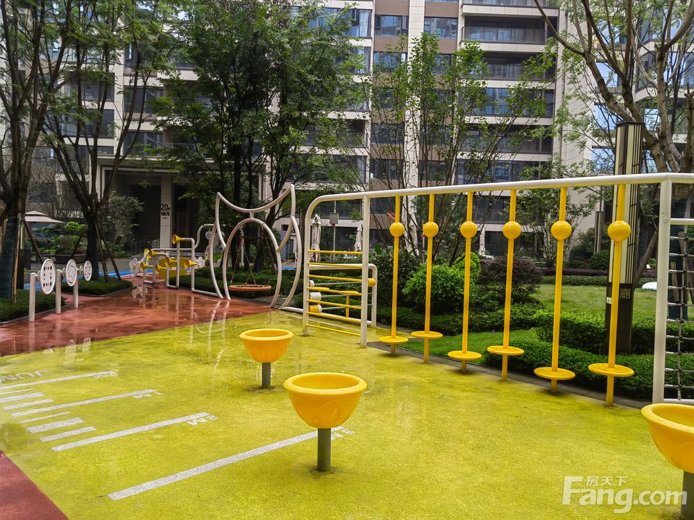 小区相关图