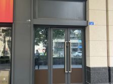 中海锦江城临街商铺出租,33平方正空间,月租6000