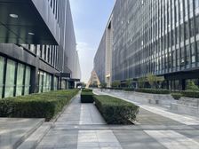 出租空港金融中心临湖精装写字楼