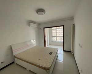 竞秀 假日雅典城 3室2厅 139.20㎡ 105万