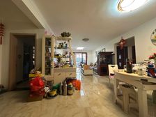 滕州 新兴小区(东区) 3室2厅 160.00㎡ 143万