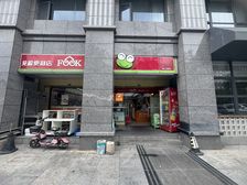 房东直租地铁口旺铺无转让费