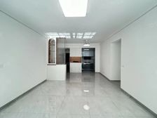 茵华花园东南向四居 127平仅售112万