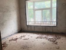 性价比超高的金海维多利亚城四室两卫住宅,南北通透,诚意出售!