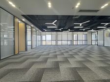 南山科技园特发信息科技大厦 纯写字楼乙级386平米