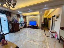 南向三居雅湖半岛好房,139平仅140万