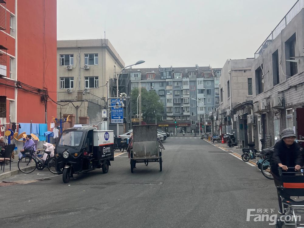 小区相关图