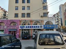 西北山路两层商铺便宜出租