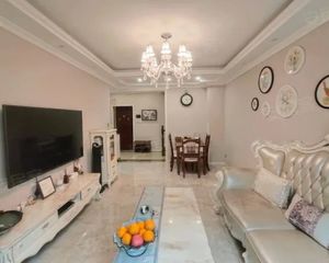 青羊 保利香槟光华 4室2厅送车位,实际面积135