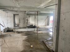 市中 管委会宿舍 3室2厅