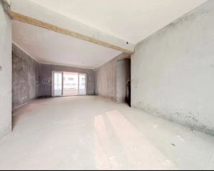 温江 枫丹西悦 电梯洋房 4室2厅