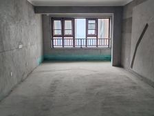 二七区亚星双河居4室2厅2卫 132m?送8m?再送地下车位