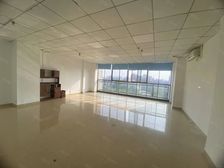 东莞石排甲级写字楼300平 日租0.33元/平