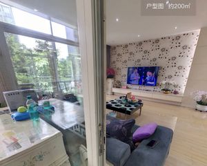 青羊 天合凯旋城 4室3厅 200.33㎡ 516万