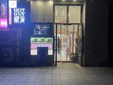 金马杰作公寓底商出租,100临街旺铺,年付免租1个月