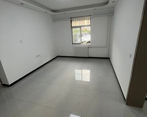 牡丹区 医专家属院 3室2厅 96.00㎡ 76.50万