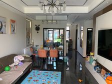 西湖 名硕小区 4室2厅 115.87㎡ 207万