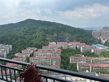 北湖区 中铁岭南府 4室2厅 143.27㎡ 100万