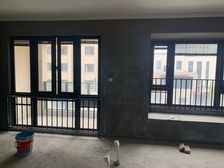 悦隽时代花园别墅 5室2厅 162.00㎡ 190万